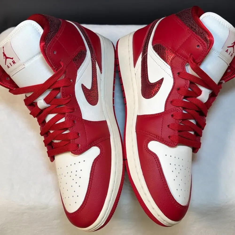 Air Jordan 1 Mid “Valentine’s Day 2025” – HJ9337-106 | 10M/11.5W